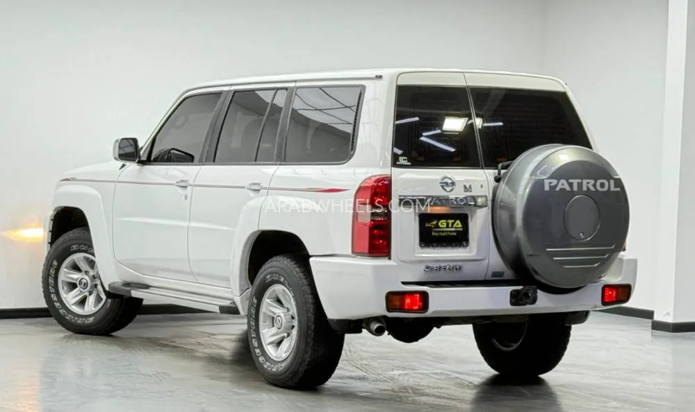 Nissan Patrol 2022 for Sale in Dubai Image-3