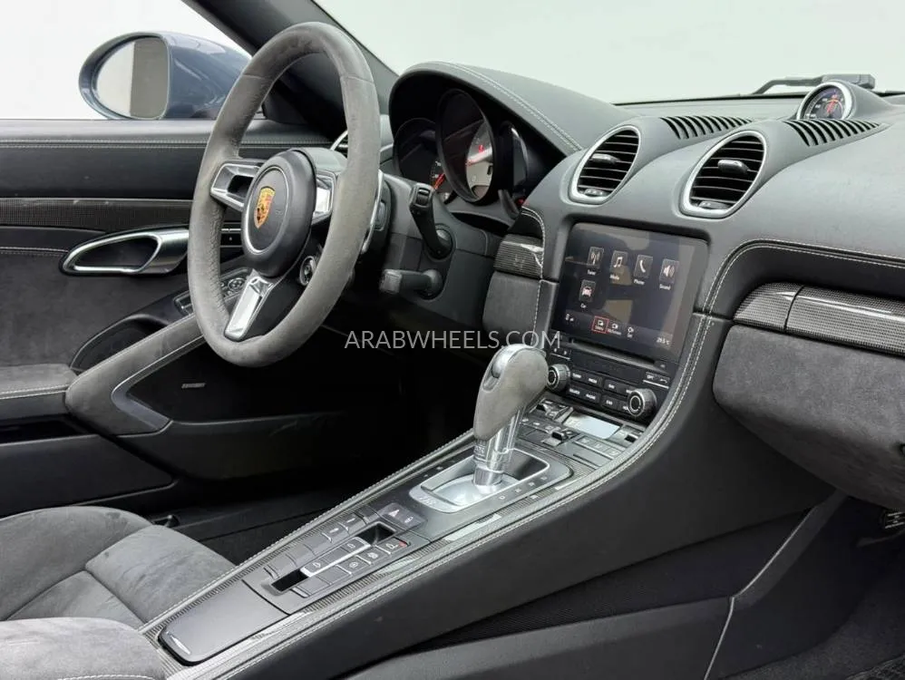 Porsche 718 2018 for Sale in Dubai Image-11