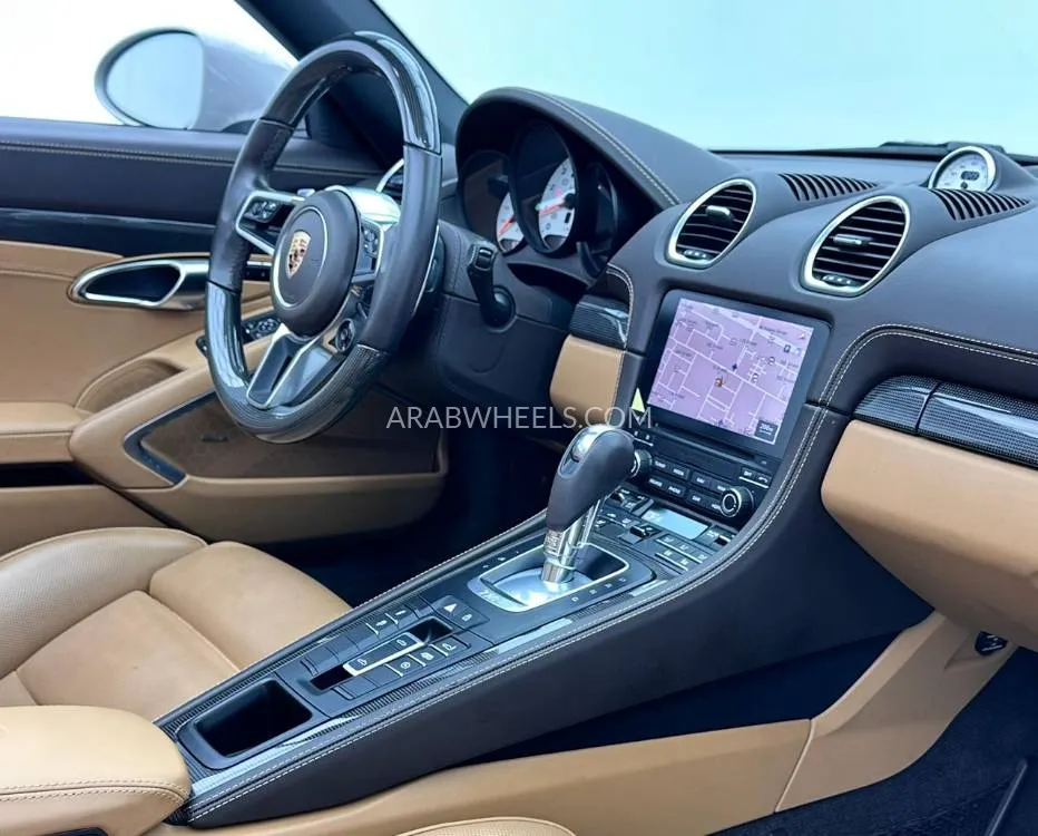 Porsche 718 2023 for Sale in Dubai Image-11