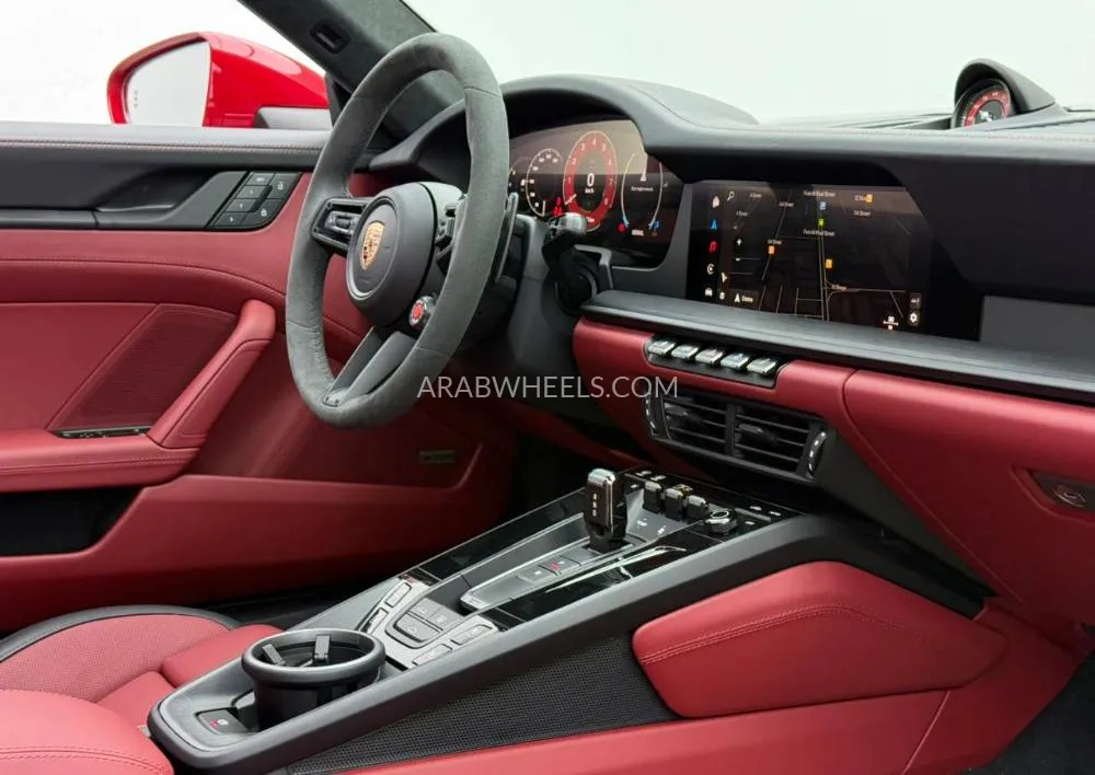 بورشه 911 2026 for Sale in دبي Image-7