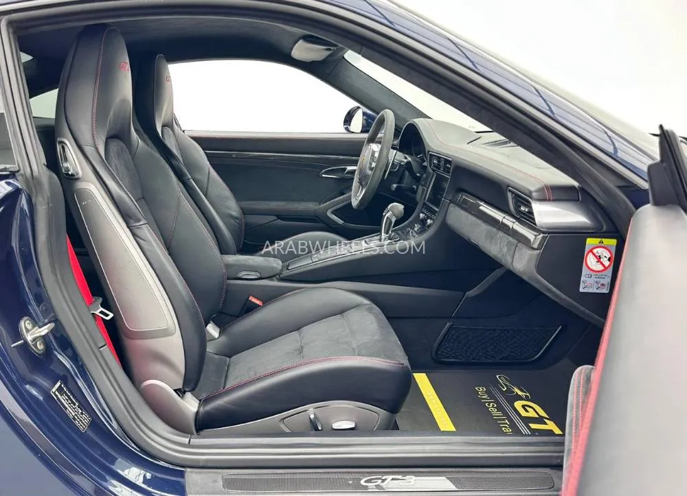 Porsche 911 2016 for Sale in Dubai Image-15