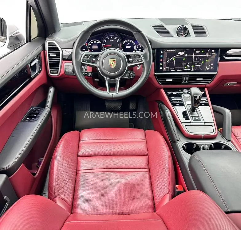 Porsche Cayenne 2023 for Sale in Dubai Image-8