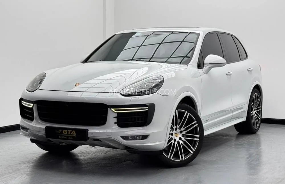 Porsche Cayenne 2016 for Sale in Dubai Image-3