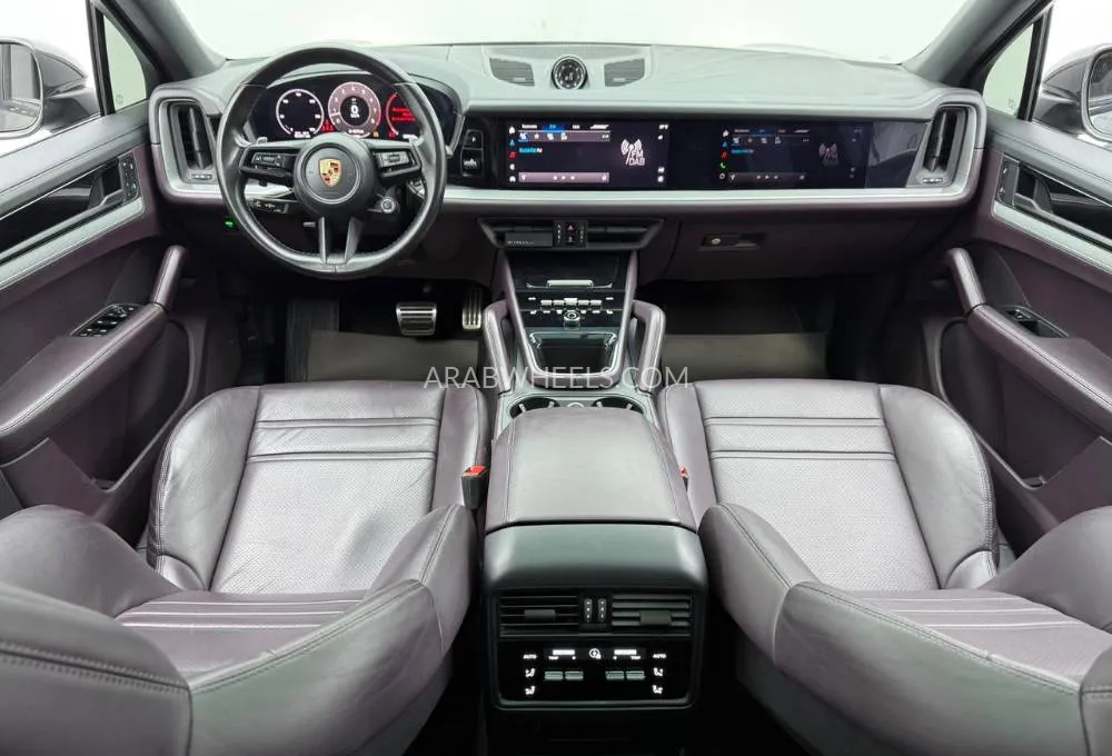 Porsche Cayenne 2024 for Sale in Dubai Image-13