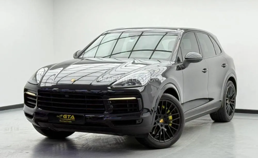 Porsche Cayenne 2018 for Sale in Dubai Image-3