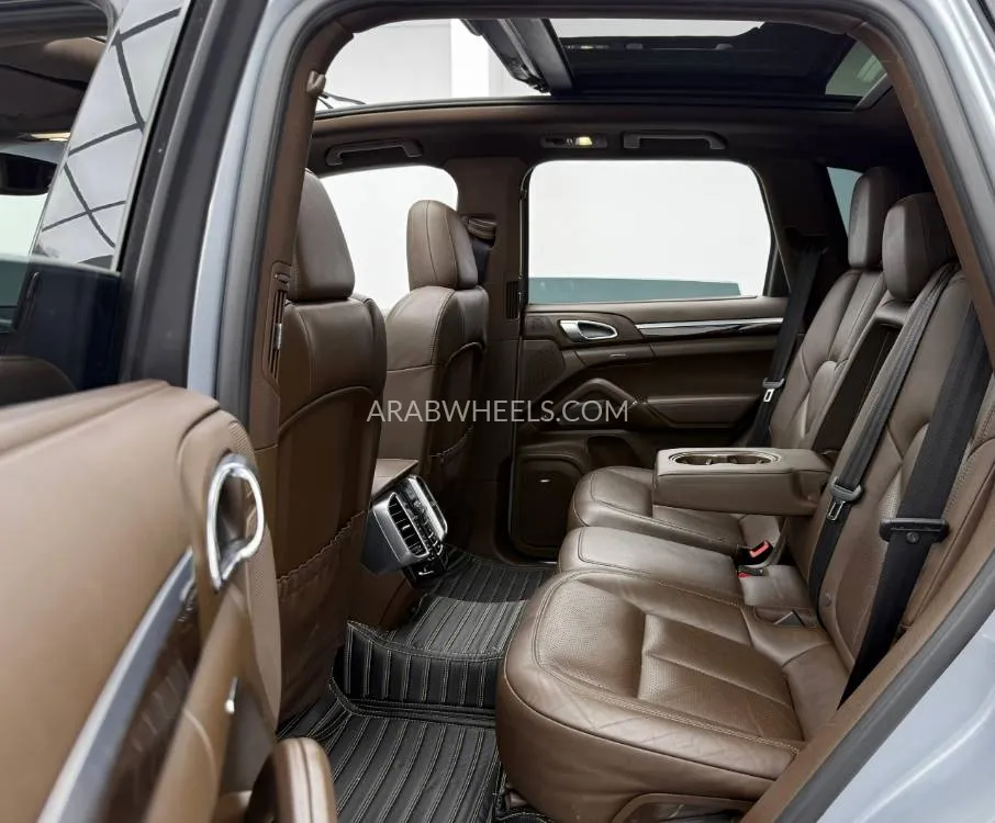 بورشه كايين 2017 for Sale in دبي Image-16