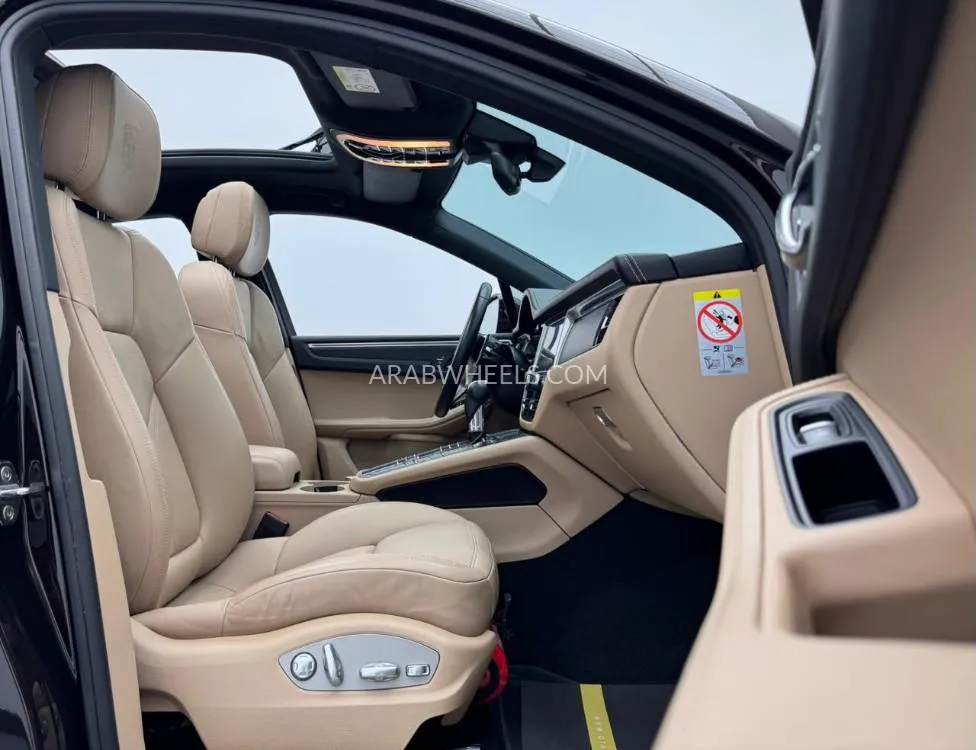 بورشه ماكان 2019 for Sale in دبي Image-12