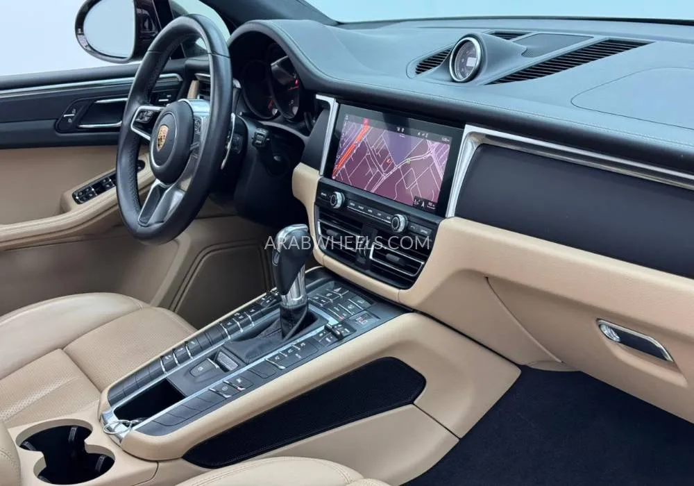 بورشه ماكان 2019 for Sale in دبي Image-15