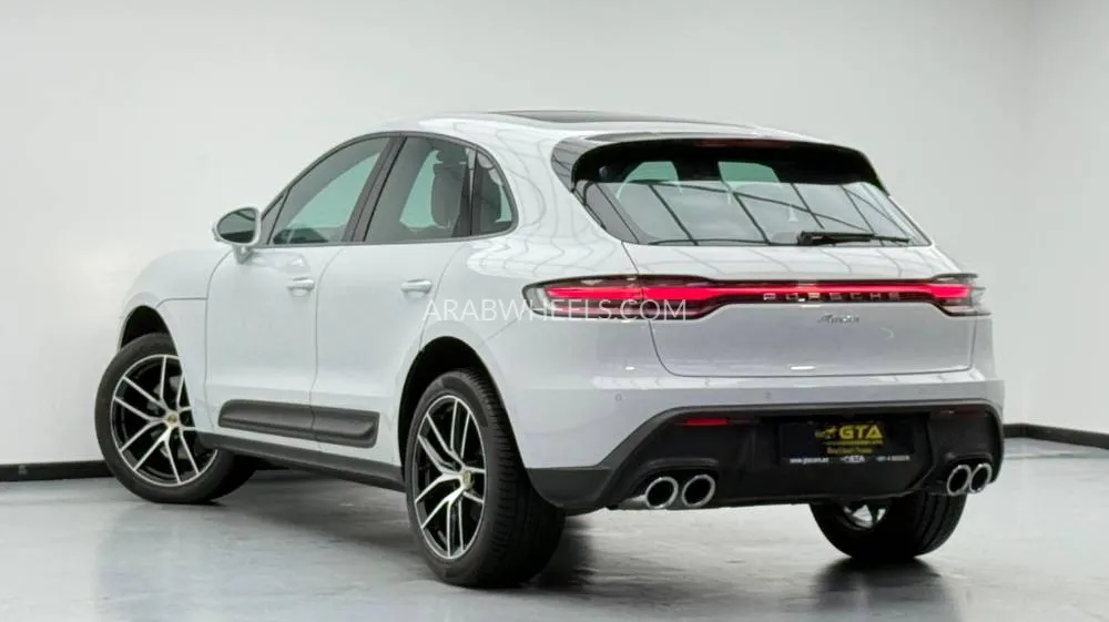 Porsche Macan 2024 for Sale in Dubai Image-6
