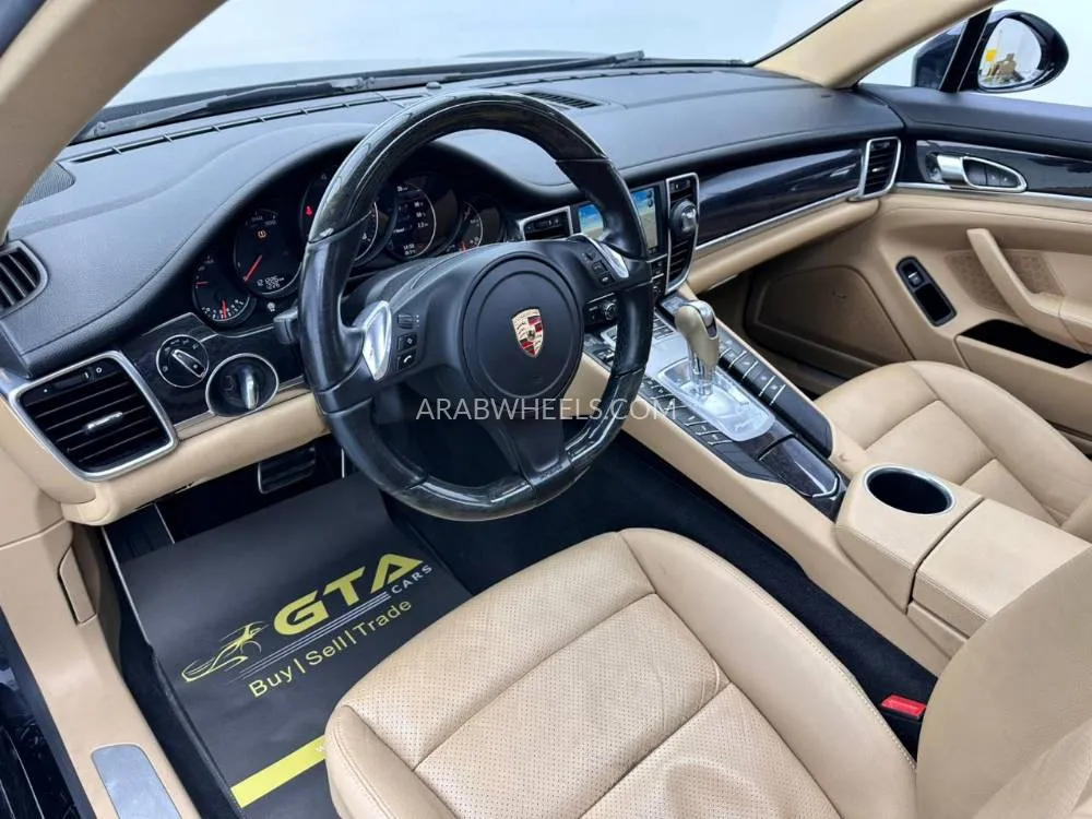 Porsche Panamera 2016 for Sale in Dubai Image-9