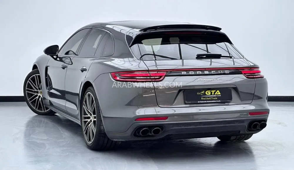 Porsche Panamera 2018 for Sale in Dubai Image-6