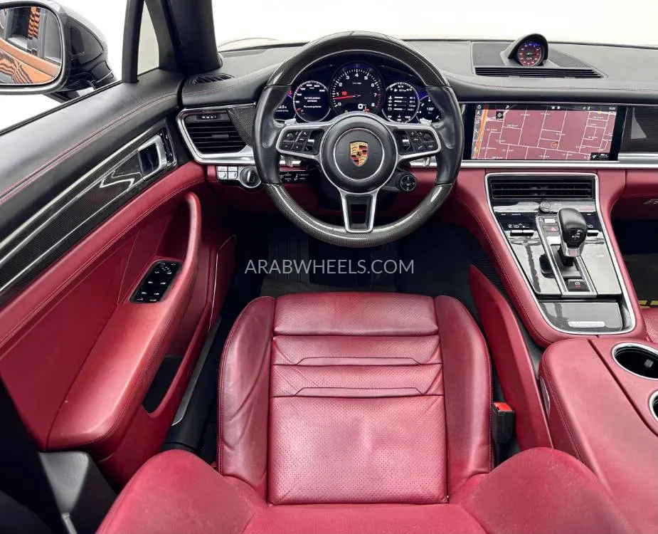 Porsche Panamera 2018 for Sale in Dubai Image-8