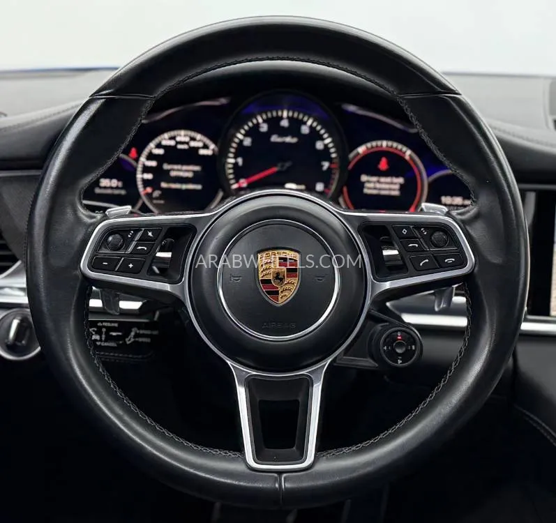 Porsche Panamera 2017 for Sale in Dubai Image-7