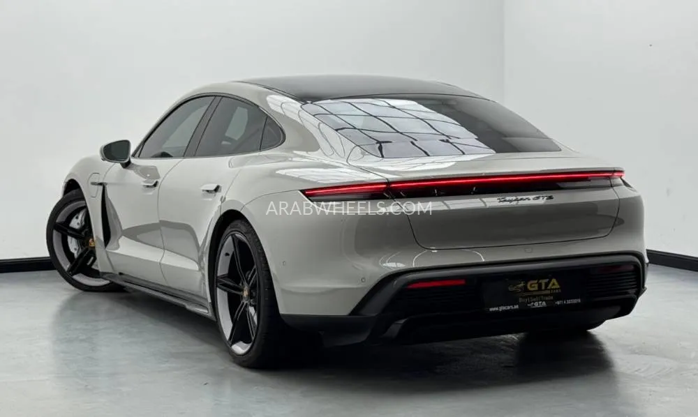 بورشه تايكان 2023 for Sale in دبي Image-6