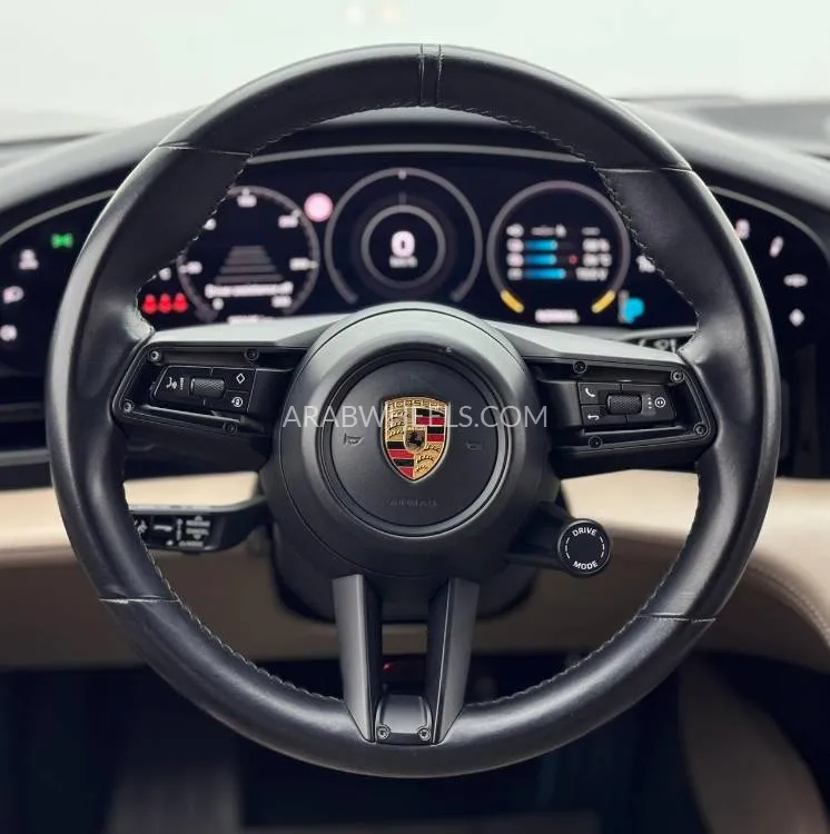 Porsche Taycan 2021 for Sale in Dubai Image-6