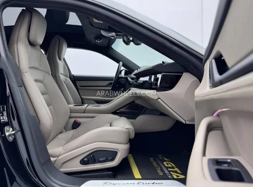 Porsche Taycan 2021 for Sale in Dubai Image-10