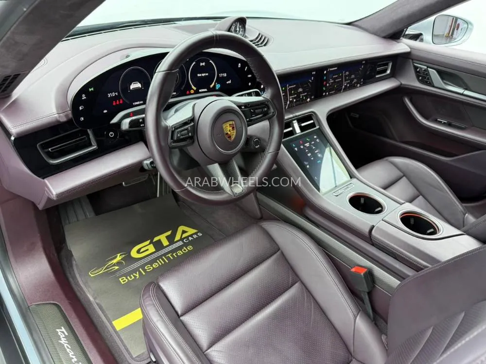 Porsche Taycan 2021 for Sale in Dubai Image-10