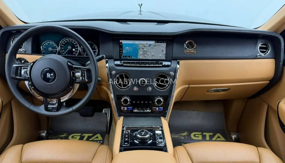 Rolls Royce Cullinan 2022 for Sale in Dubai Image-12