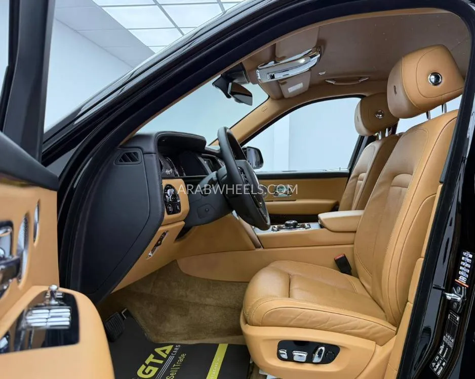 Rolls Royce Cullinan 2022 for Sale in Dubai Image-16