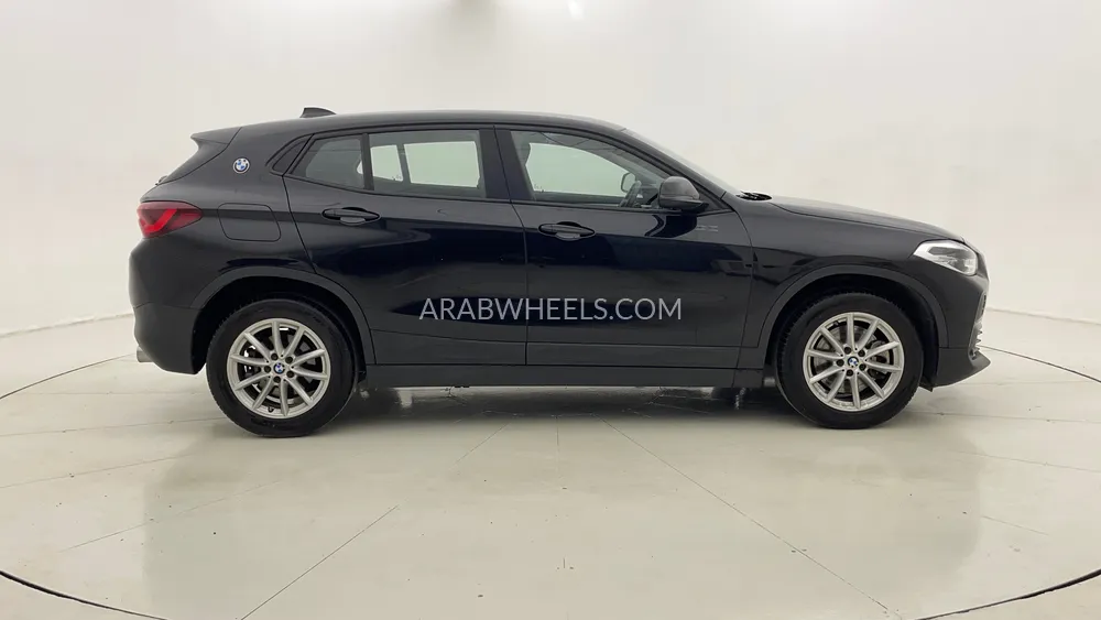 BMW X2 2023 for Sale in Dubai Image-2