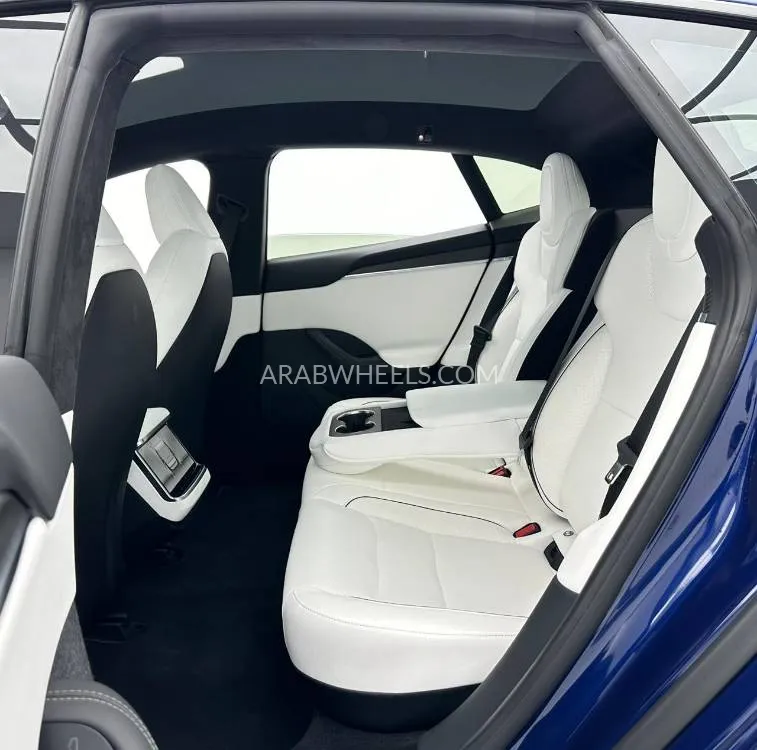 تسلا S موديل 2023 for Sale in دبي Image-16