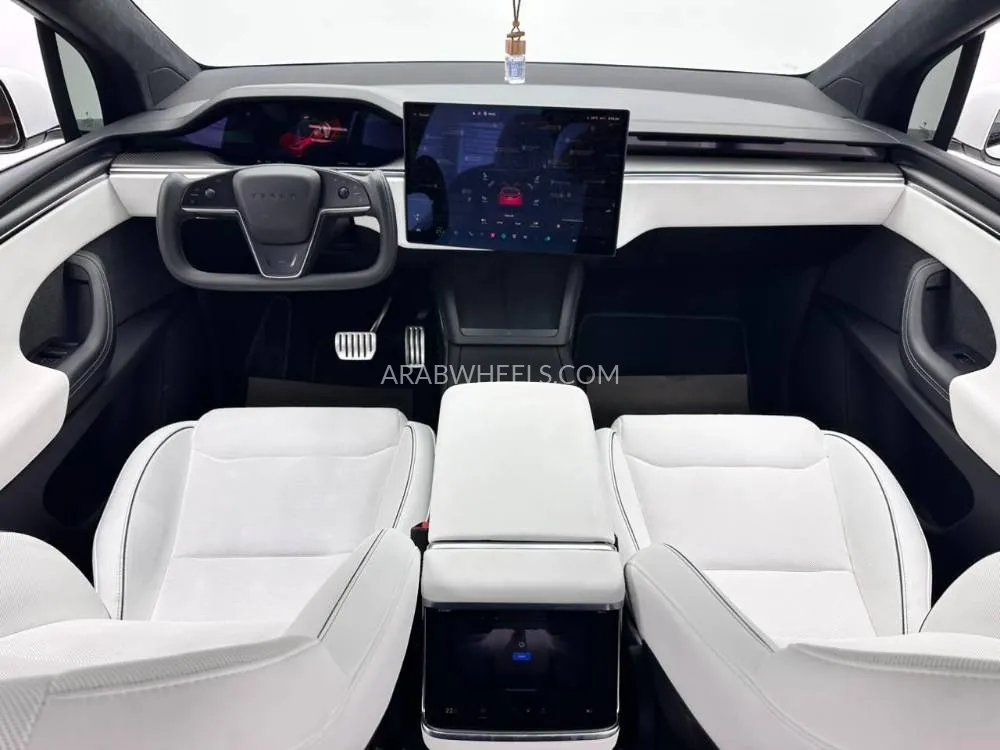 Tesla Model X 2024 for Sale in Dubai Image-11