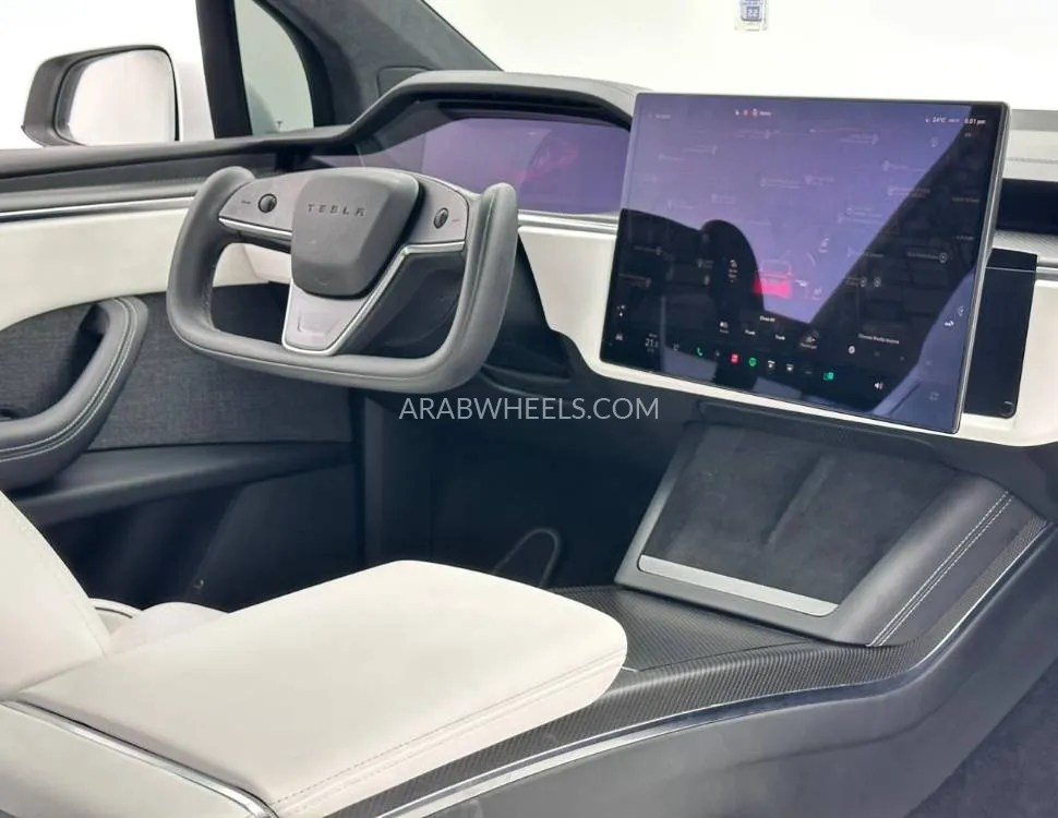 Tesla Model X 2024 for Sale in Dubai Image-12