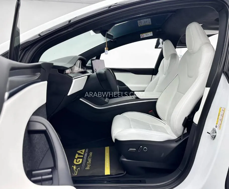 Tesla Model X 2024 for Sale in Dubai Image-15