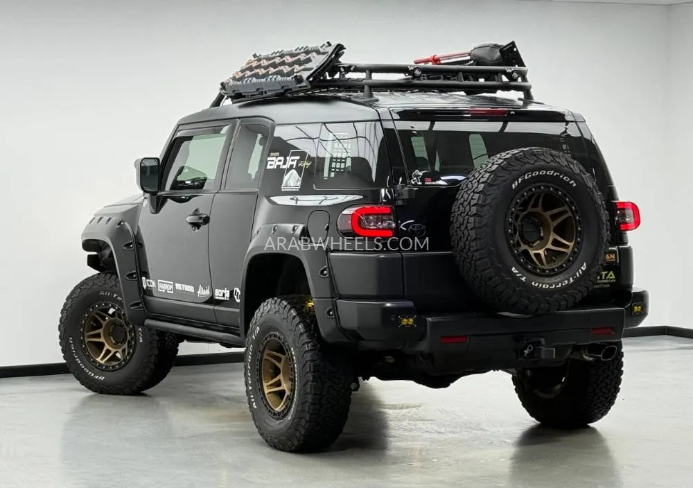 Toyota FJ Cruiser 2015 for Sale in Dubai Image-6