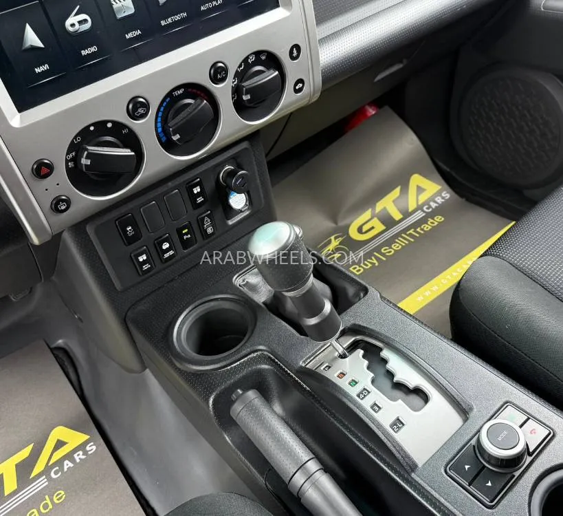 Toyota FJ Cruiser 2021 for Sale in Dubai Image-13