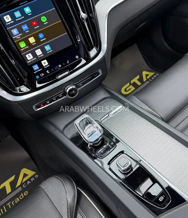 Volvo S60 2024 for Sale in Dubai Image-7