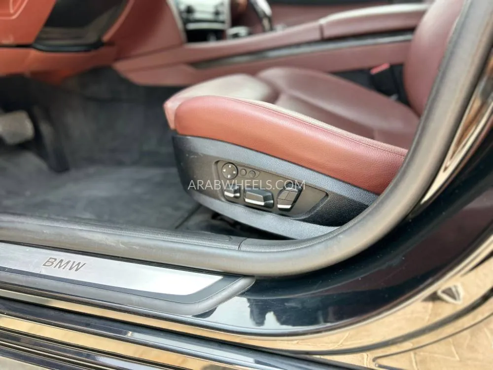 BMW 7 series 2011 for Sale in Ras Al Khaimah Image-10