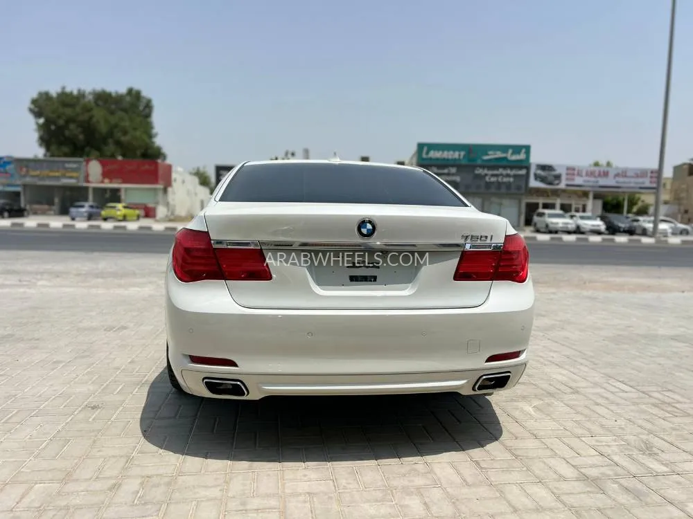 BMW 7 series 2011 for Sale in Ras Al Khaimah Image-4
