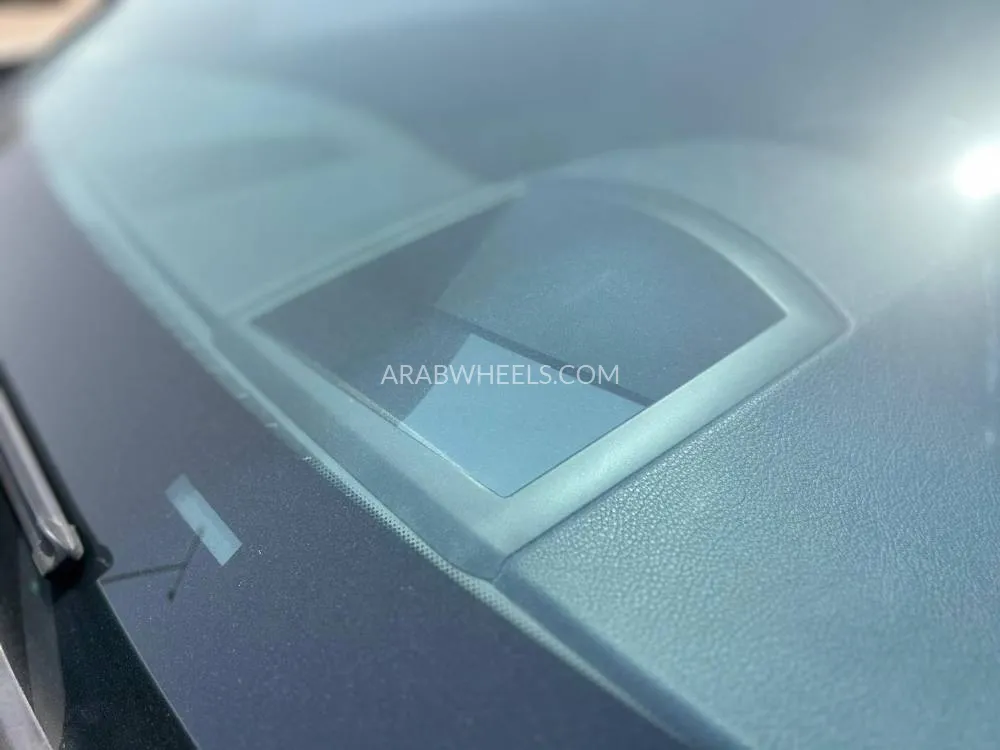 BMW 7 series 2011 for Sale in Ras Al Khaimah Image-9