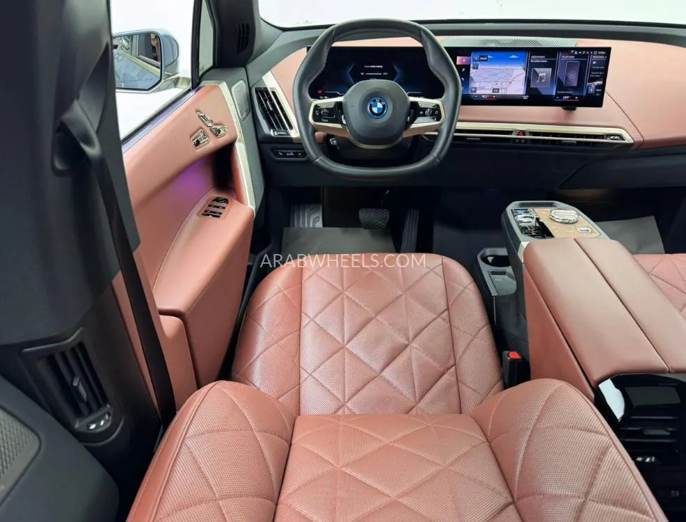 بي إم دبليو iX 2023 for Sale in دبي Image-9