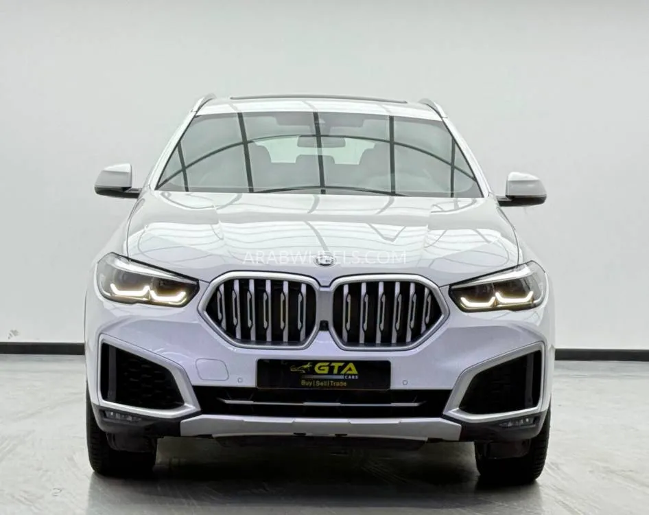 BMW X6 2022 for Sale in Dubai Image-2