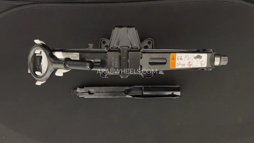 Ford Explorer 2017 for Sale in Dubai Image-30