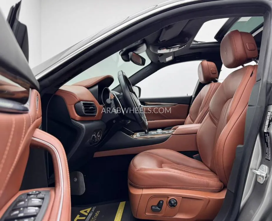 مازيراتي ليفانتي 2019 for Sale in دبي Image-15