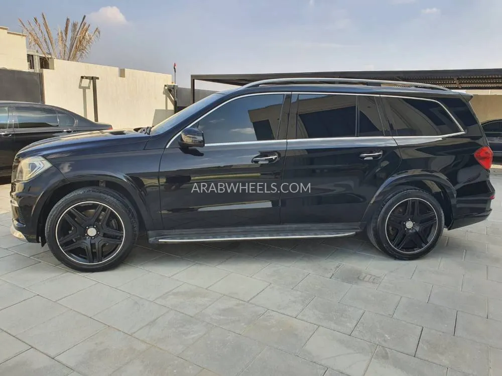 Mercedes Benz GL Class 2015 for Sale in Ras Al Khaimah Image-4
