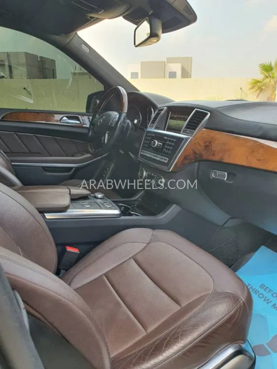 Mercedes Benz GL Class 2015 for Sale in Ras Al Khaimah Image-15