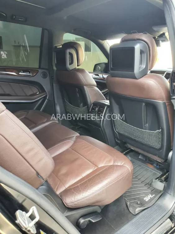 Mercedes Benz GL Class 2015 for Sale in Ras Al Khaimah Image-24