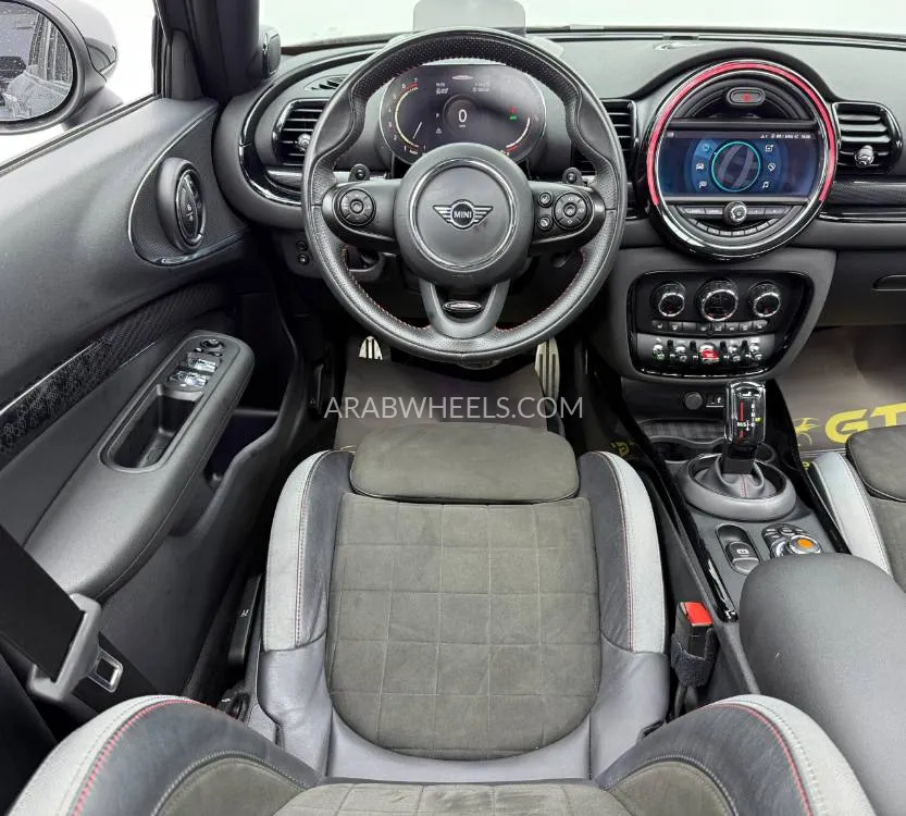Mini Clubman 2022 for Sale in Dubai Image-10
