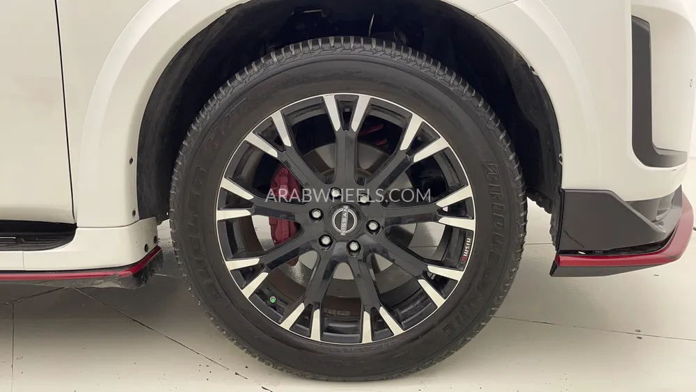 Nissan Patrol 2024 for Sale in Dubai Image-10