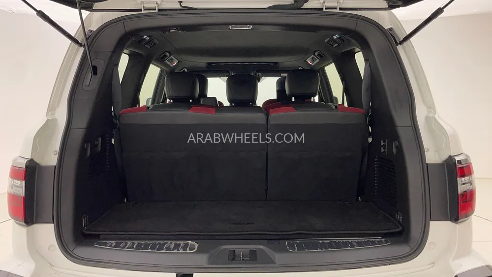 Nissan Patrol 2024 for Sale in Dubai Image-30