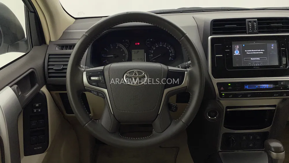 Toyota Land Cruiser Prado 2023 for Sale in Dubai Image-16