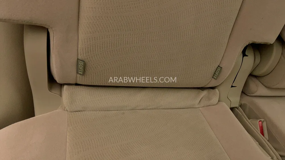 Toyota Land Cruiser Prado 2023 for Sale in Dubai Image-39