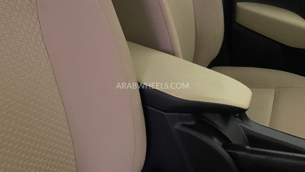 تويوتا يارس 2024 for Sale in دبي Image-33