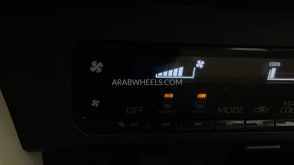 تويوتا يارس 2024 for Sale in دبي Image-35