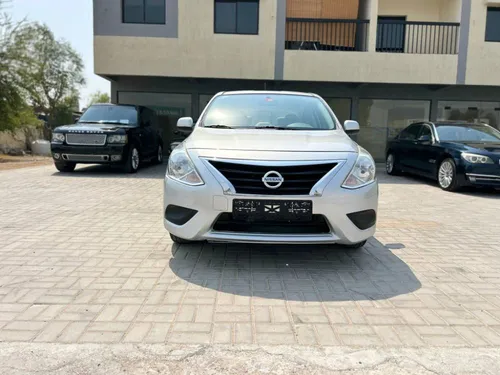 Nissan Sunny 1.6L S 2022