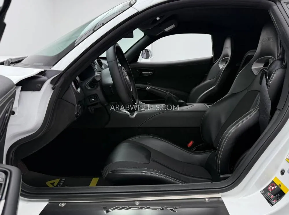 دودج ڤايبر 2017 for Sale in دبي Image-12